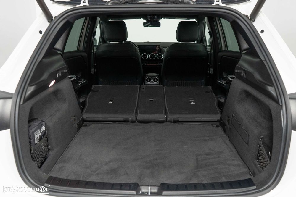 Mercedes-Benz GLA 250 e Progressive - 19