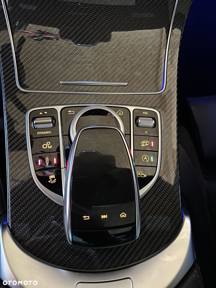 Mercedes-Benz Klasa C AMG 43 4Matic 9G-TRONIC - 40