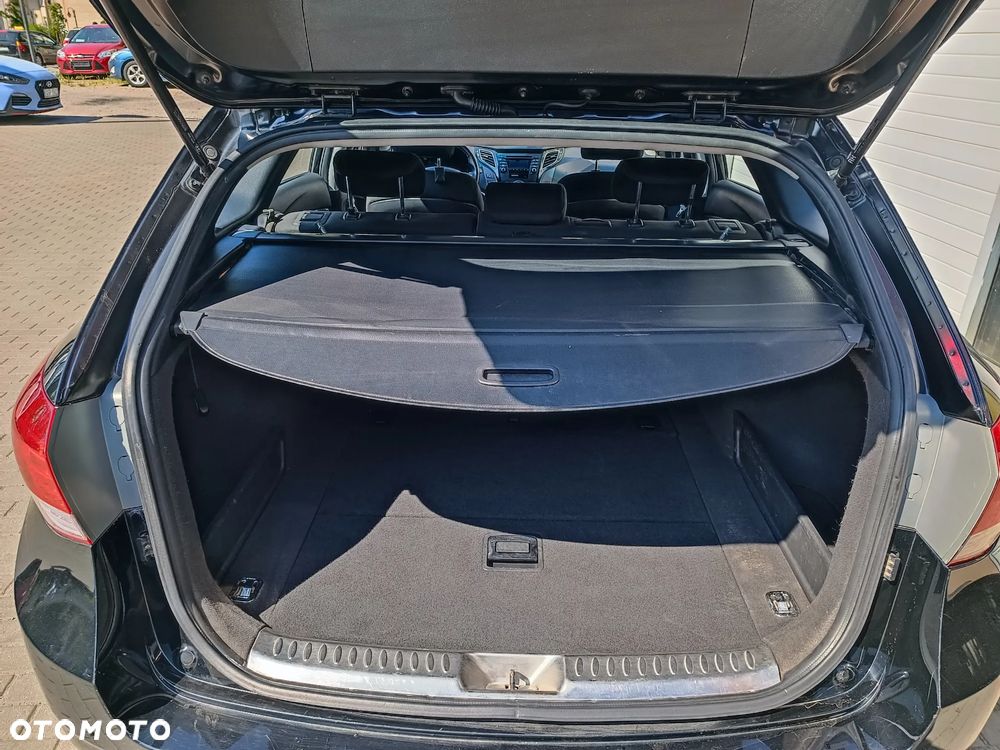 Hyundai i40 Kombi blue 1.7 CRDi Style - 25