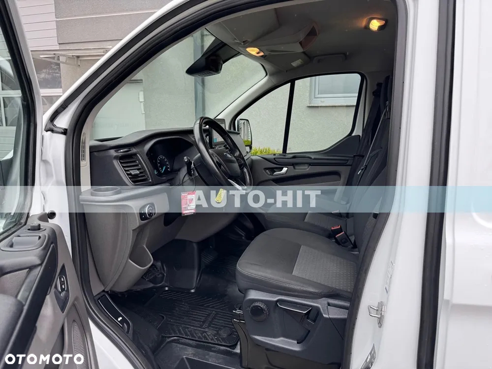 Ford Transit - 25