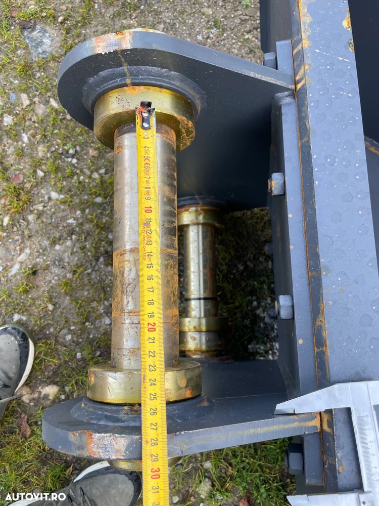 cupa trapezoidala pentru sapat sans excavatoare de 10-15 Tone - 5