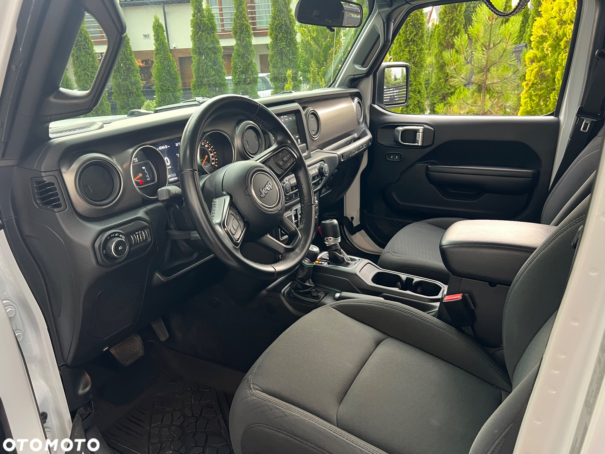 Jeep Wrangler - 9