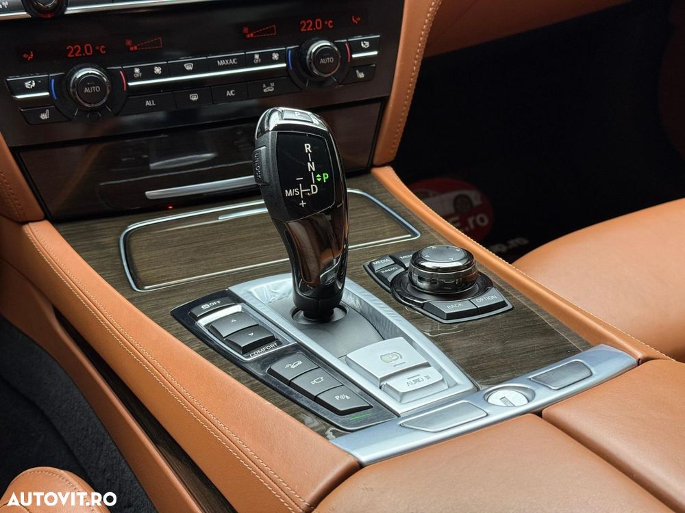 BMW Seria 7 740d xDrive - 30