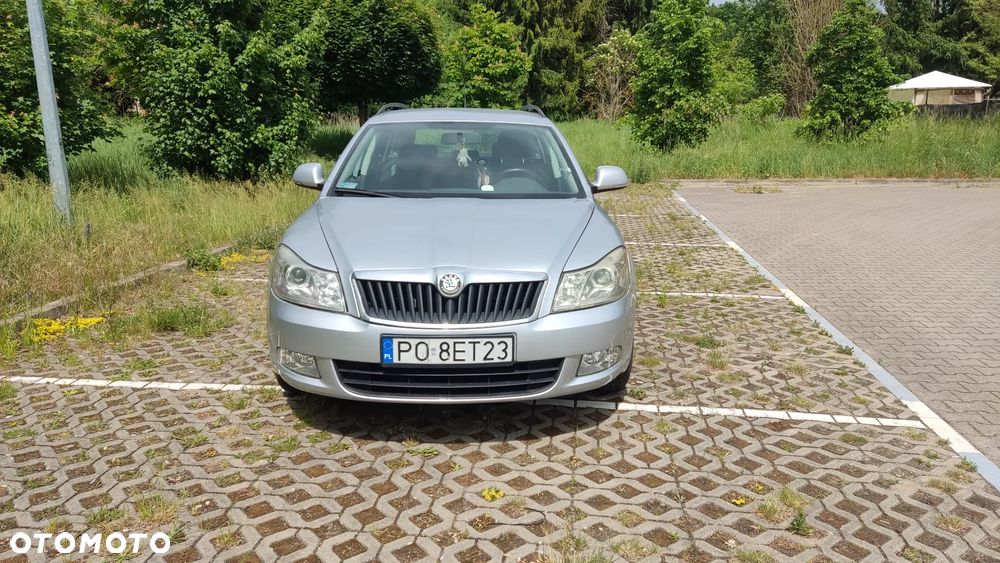 Skoda Octavia - 2