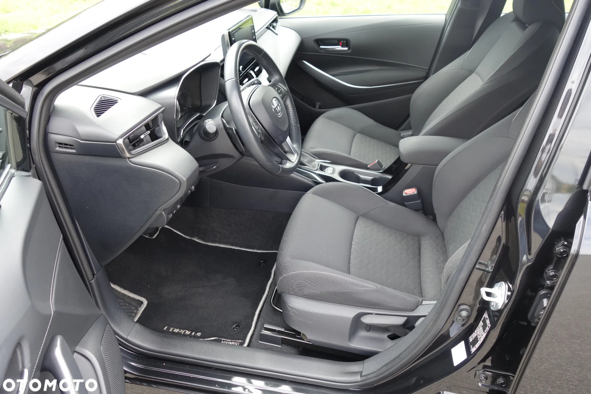 Toyota Corolla 2.0 Hybrid Comfort - 15
