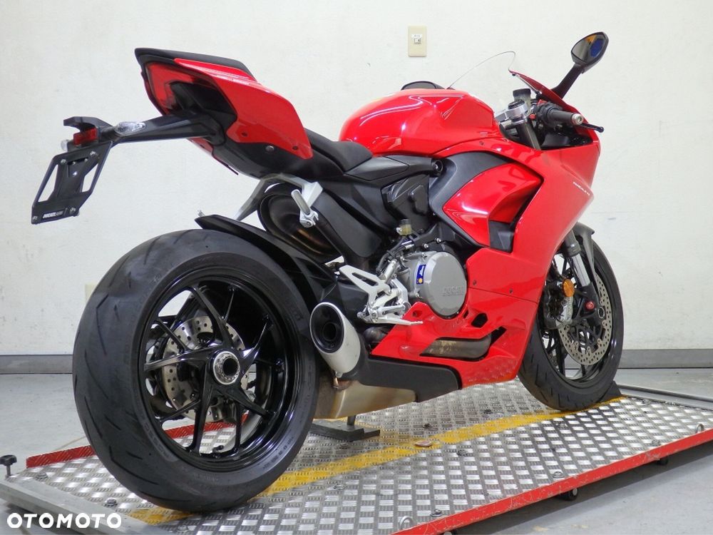 Ducati Panigale V2 - 8