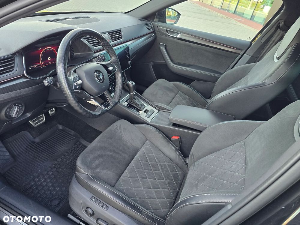 Skoda Superb 2.0 TDI SCR Sportline DSG - 11