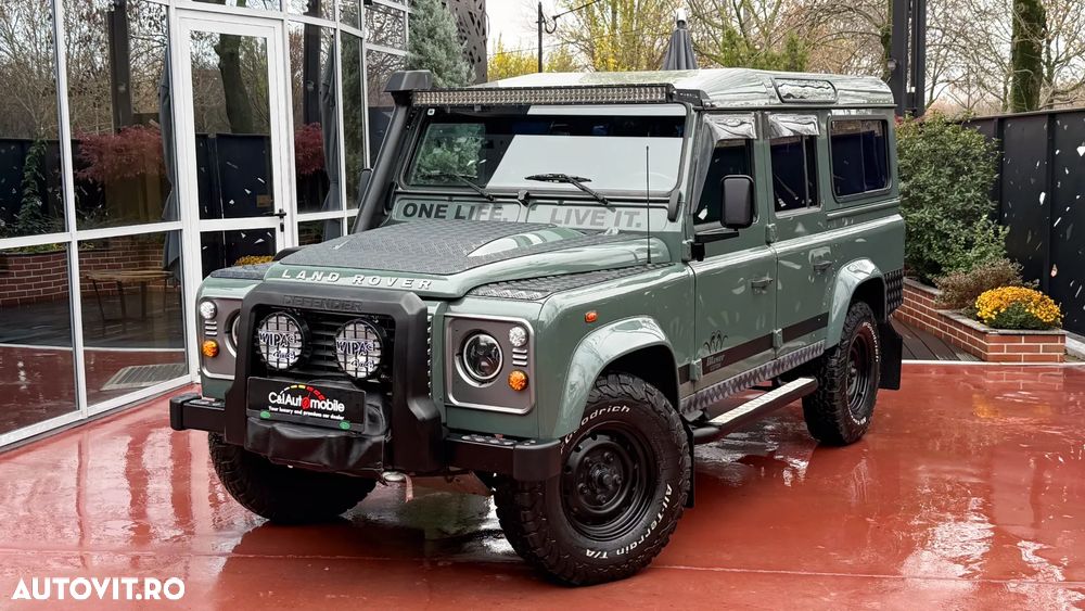 Land Rover Defender - 3