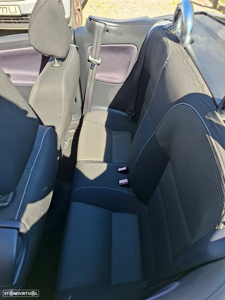 Peugeot 207 CC 1.6 HDi FAP - 6