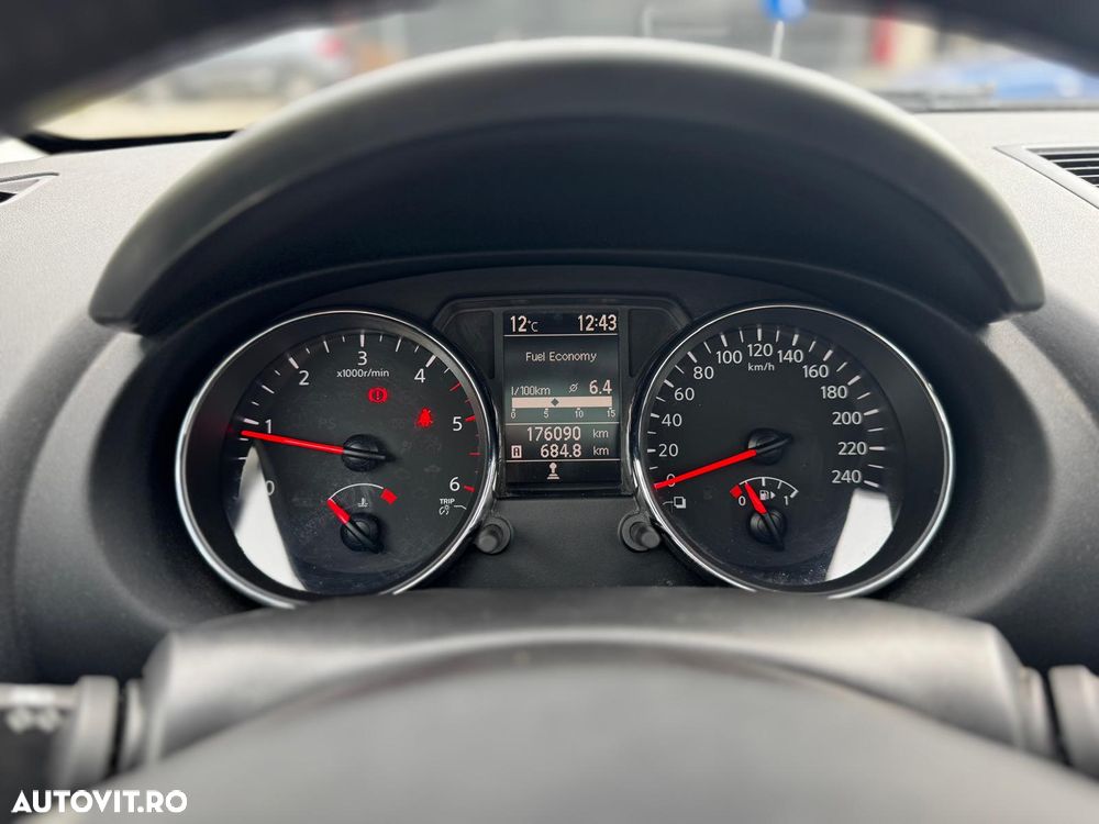 Nissan Qashqai 1.5 DCI VISIA - 8