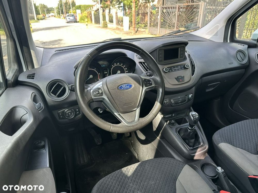 Ford Transit Courier - 5