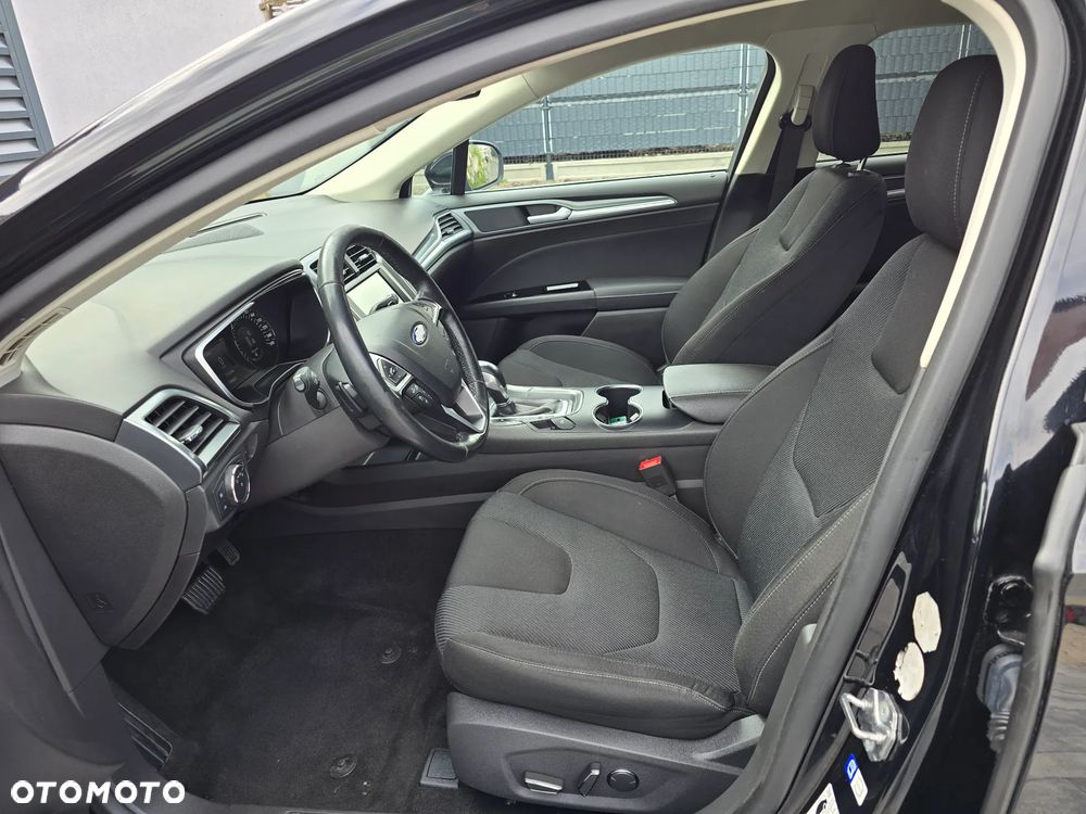 Ford Mondeo - 31