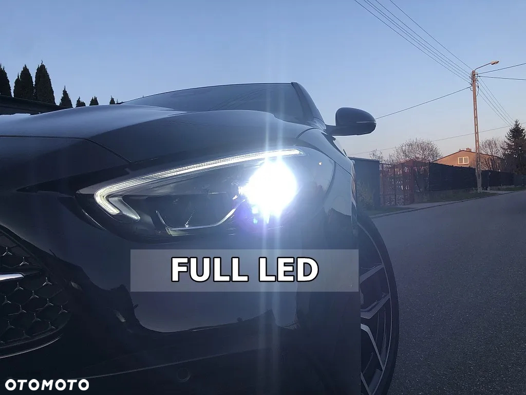 Mercedes-Benz Klasa C 300 9G-TRONIC - 10