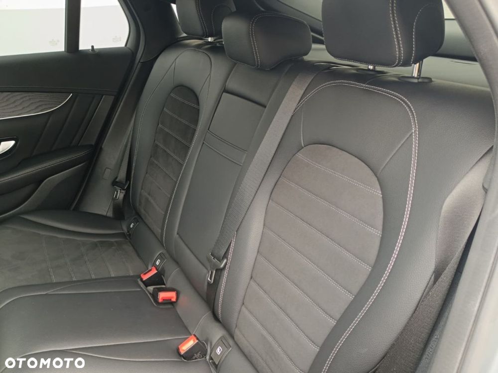Mercedes-Benz GLC - 9