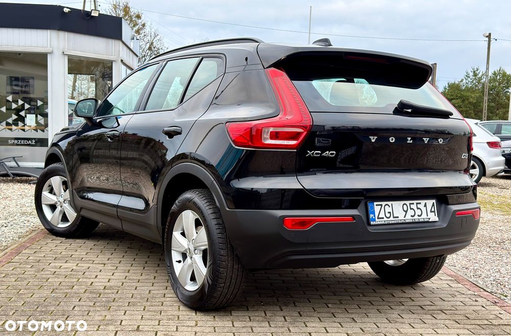 Volvo XC 40 D3 Momentum - 12