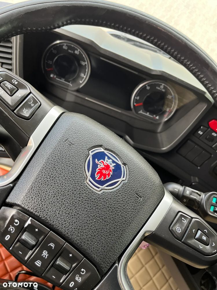 Scania R450 //FULL OPCJA//HYDRAULIKA//RETARDER//KLIMA//LED//ZAWIESZENIE NA PODUSZKACH//NOWE OPONY - 16