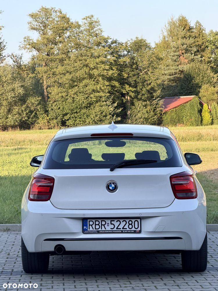 BMW Seria 1 116i Sport Line - 8