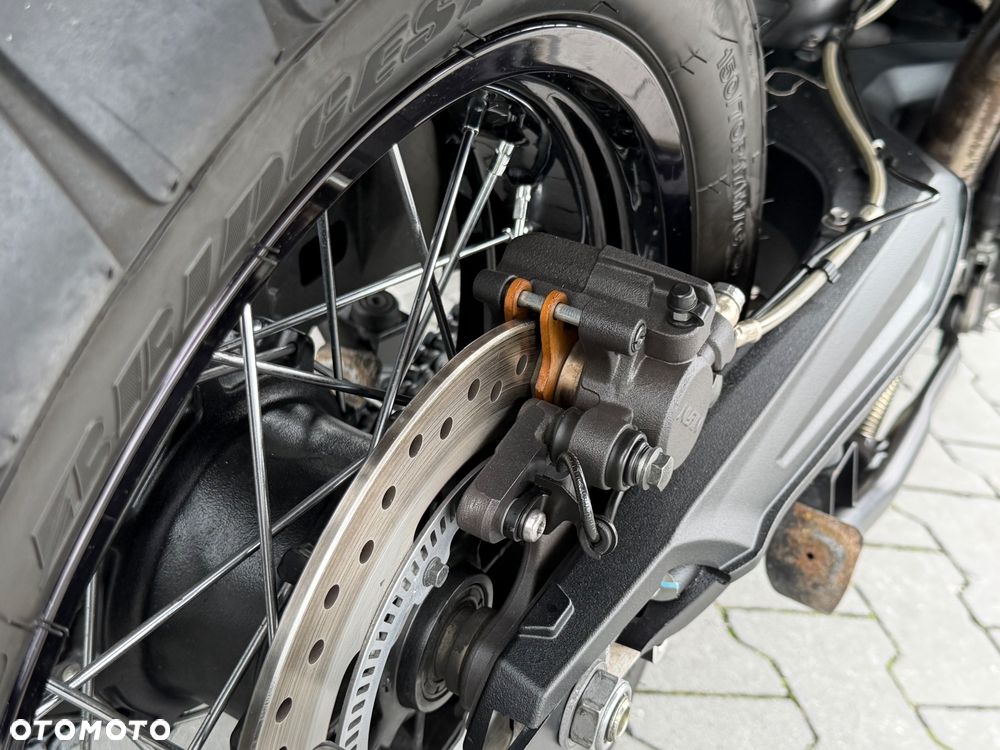 Triumph Tiger - 13