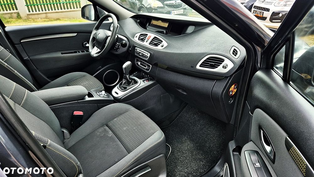 Renault Grand Scenic Gr 2.0 16V Privilege CVT Euro5 - 38