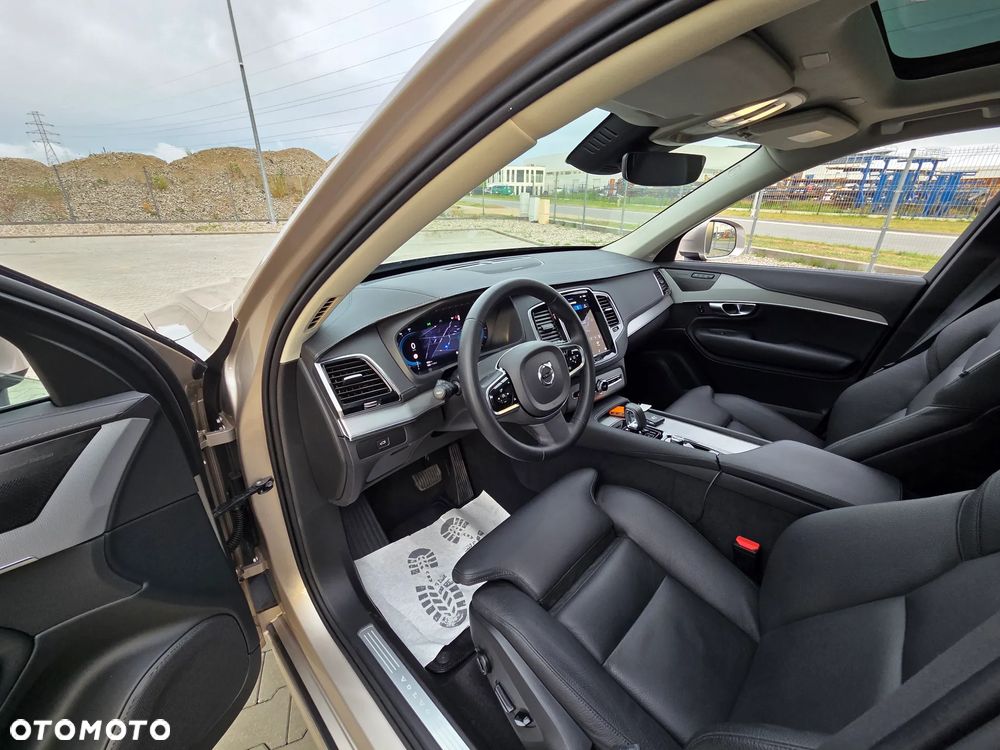Volvo XC 90 B5 D AWD Plus Bright - 10