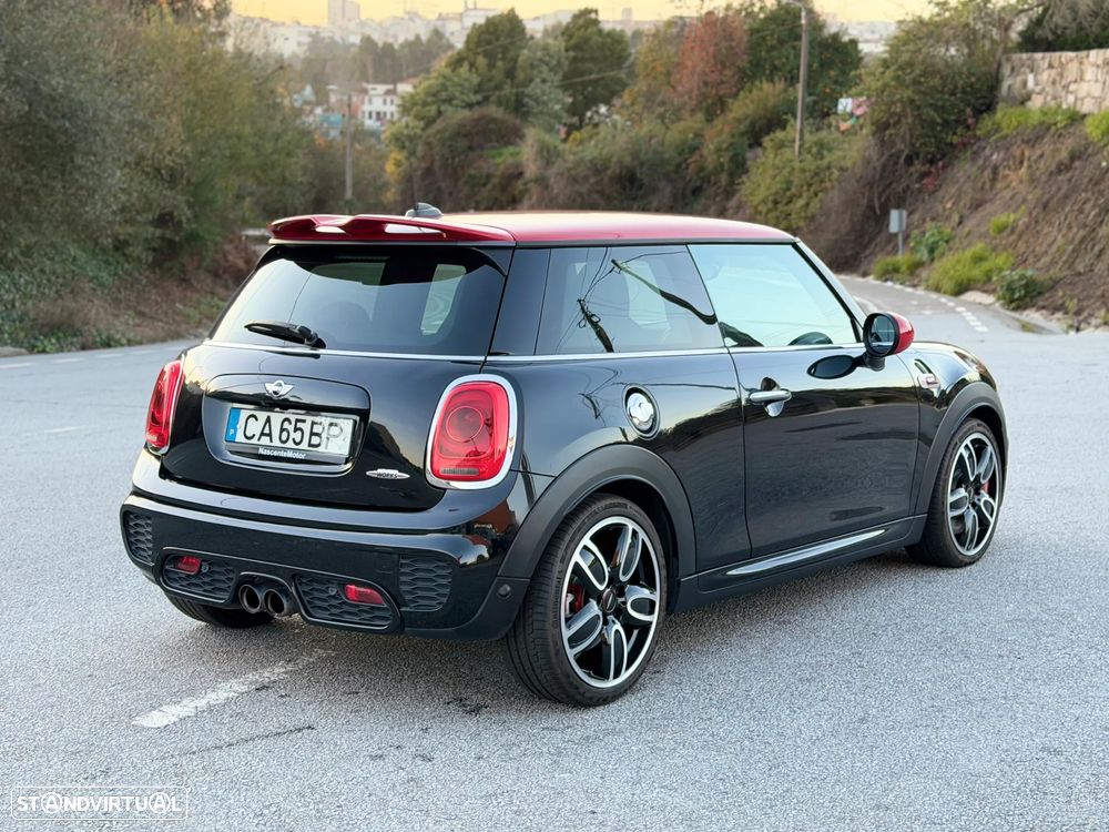 MINI 3 Portas John Cooper Works - 14