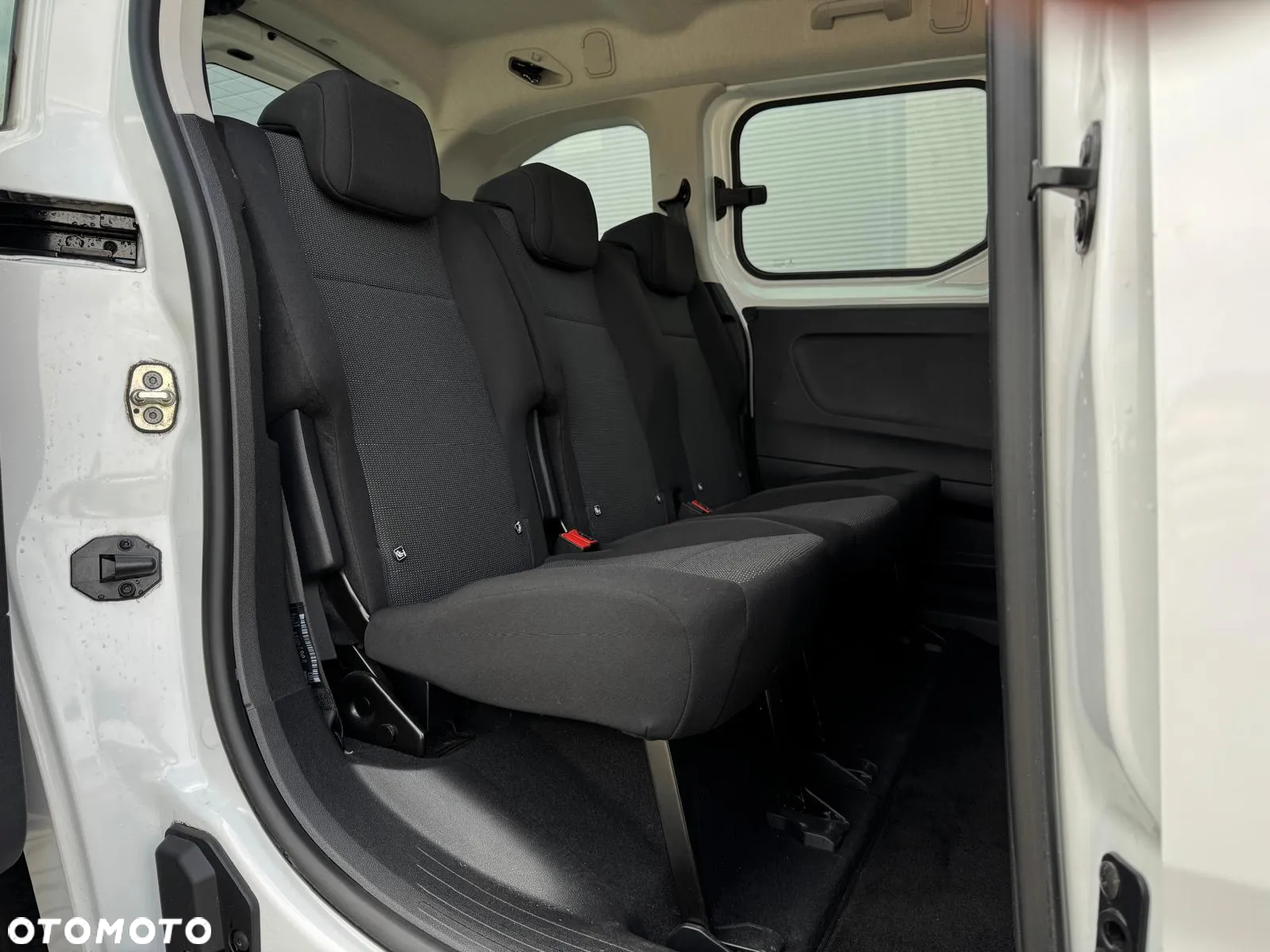 Toyota Proace City Verso 1.2 D-4T Business - 31