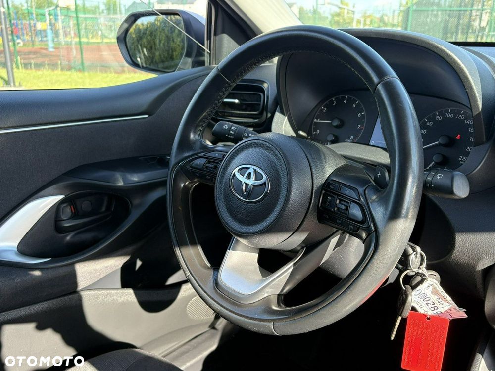 Toyota Yaris - 15