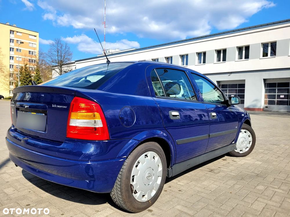 Opel Astra - 3