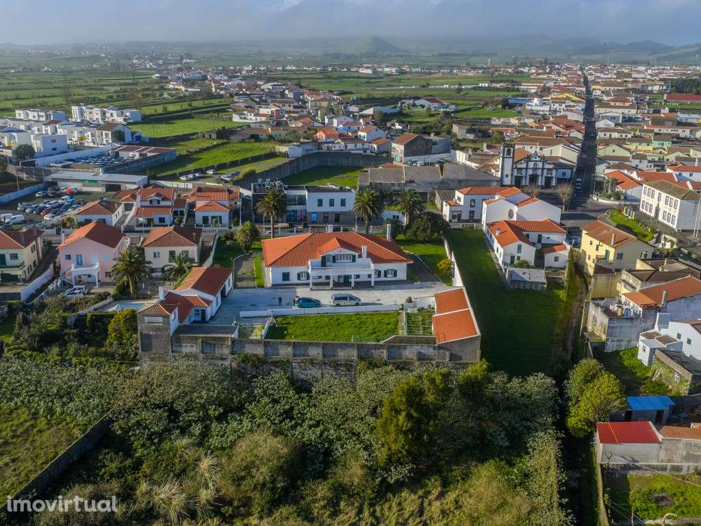 Moradia Imponente e Isolada nos Arrifes Privacidade, Espaço e Vista... - Grande imagem: 4/58