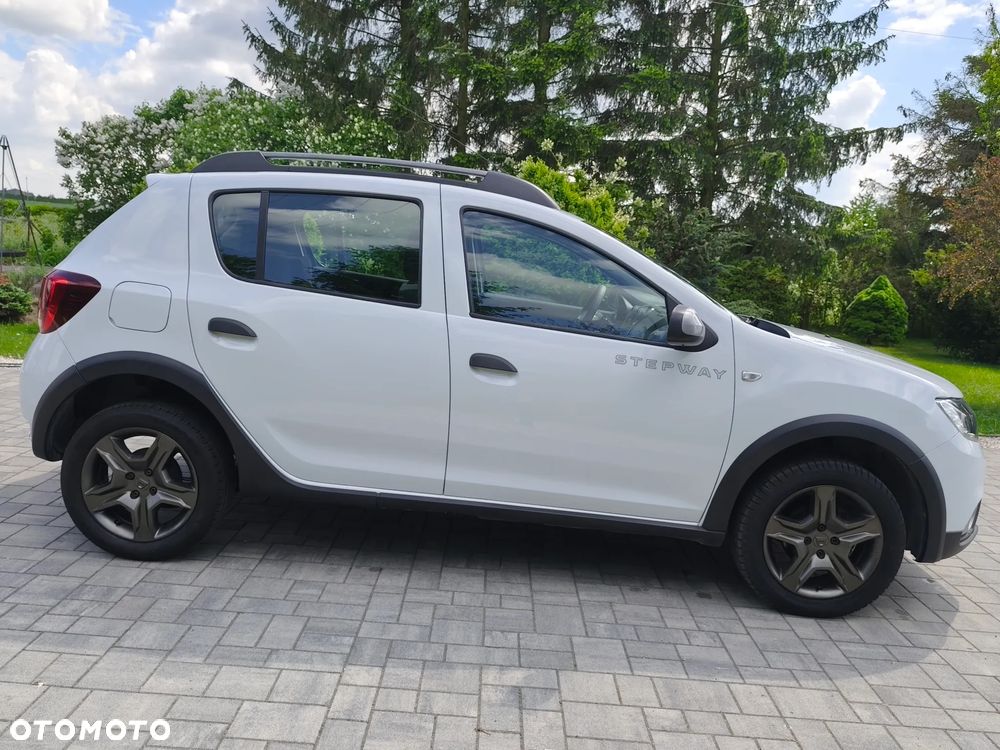 Dacia Sandero Stepway TCe 90 (S&S) Prestige - 8
