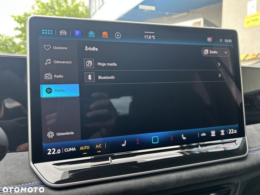 Volkswagen Tiguan - 24