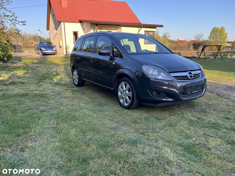 Opel Zafira 1.8 Cosmo - 9