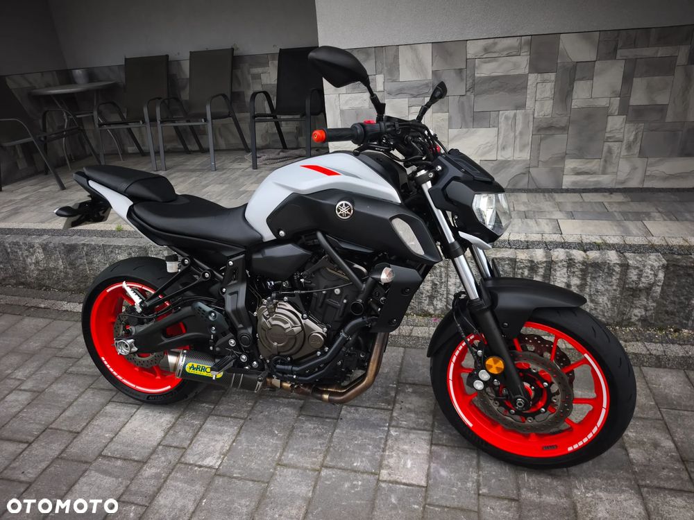 Yamaha MT - 3