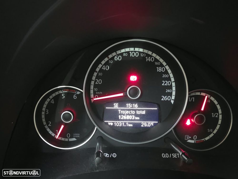 VW New Beetle 1.6 TDi Design - 11