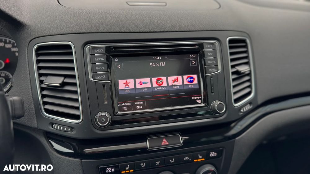 Volkswagen Sharan 2.0 TDI DSG (BlueMotion Technology) Highline - 18