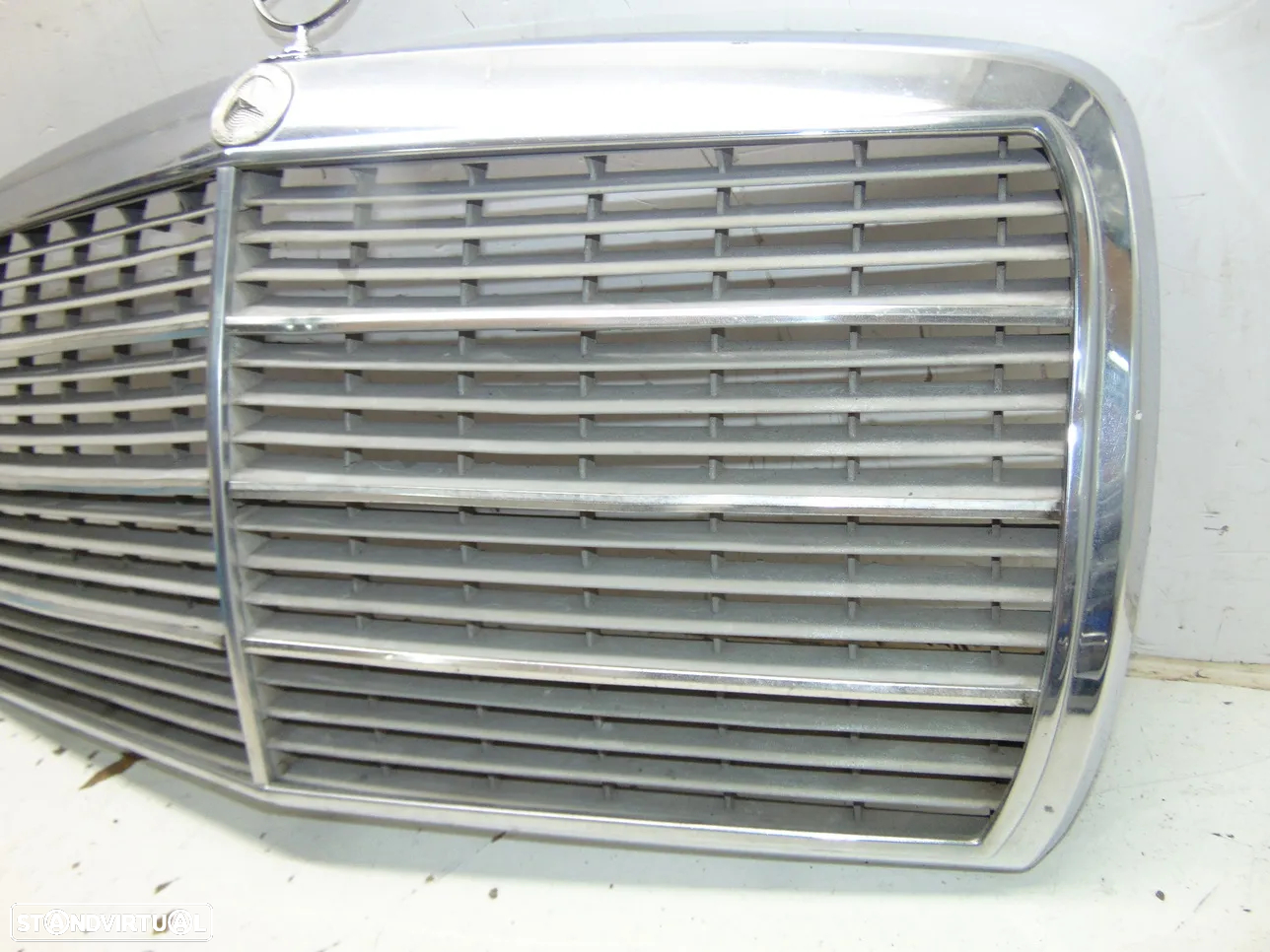 Mercedes W123 grelha - 4