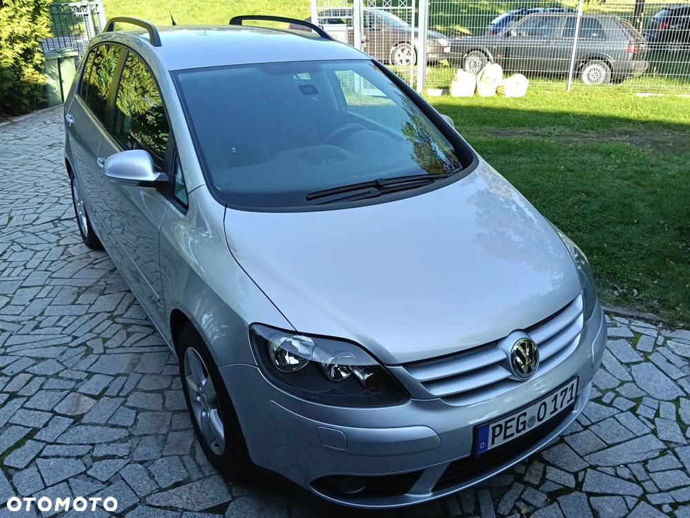 Volkswagen Golf Plus - 11