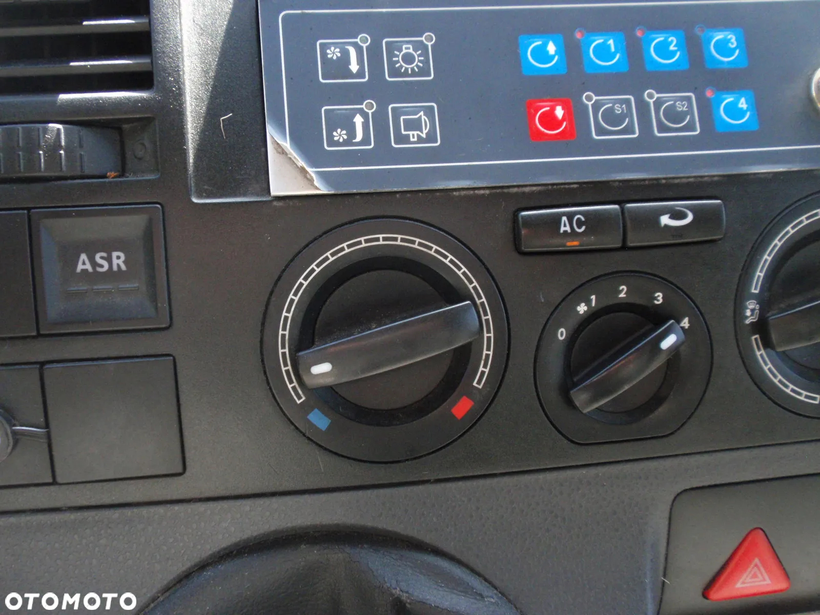 Volkswagen TRANSPORTER T5, 1.9TDI, VAT-1A, F-VAT-23%, MAXI DŁUGI LONG, PODWYŻSZANY, KLIMA, I WŁAŚCICIEL - 31
