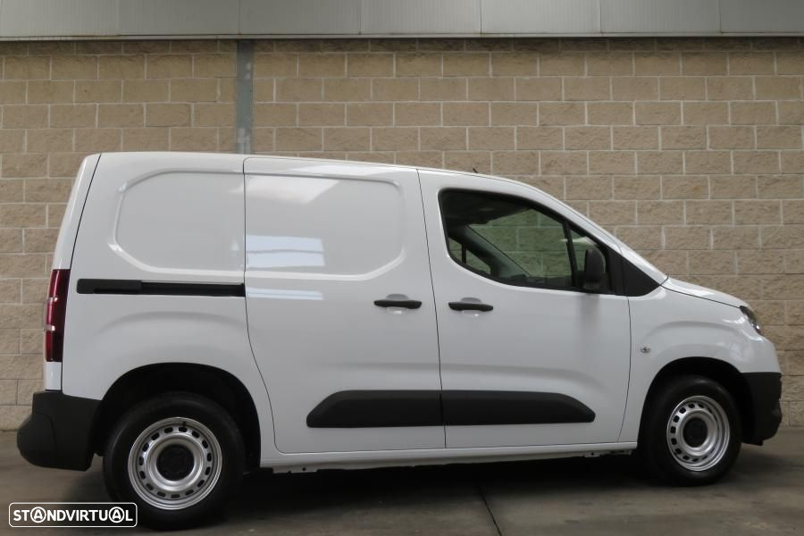 Toyota ProAce 1.5D L1 Comfort - IVA DEDUTÍVEL - 6