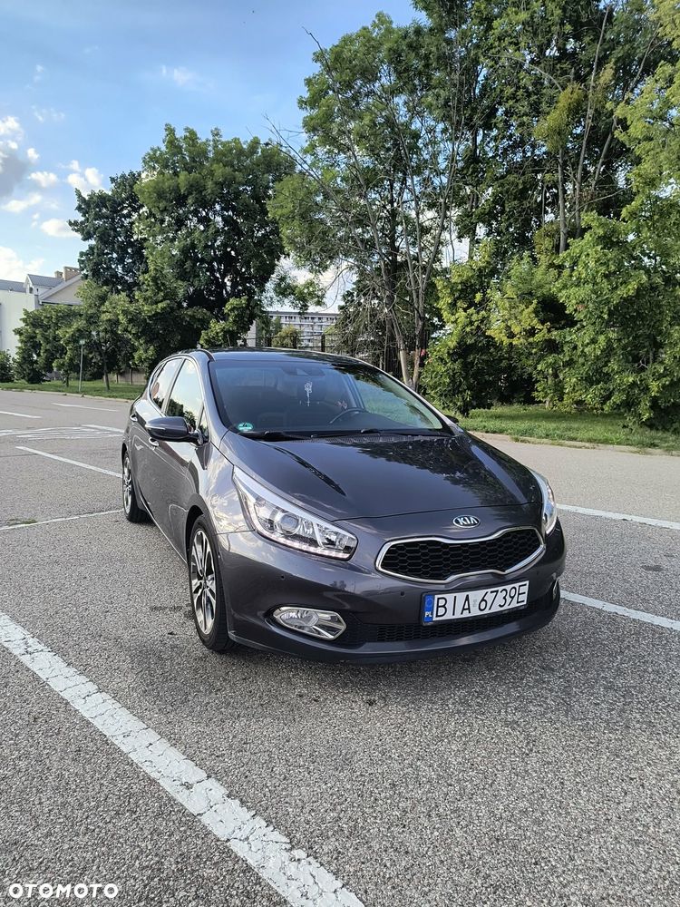 Kia Ceed 1.6 GDI L DCT - 1