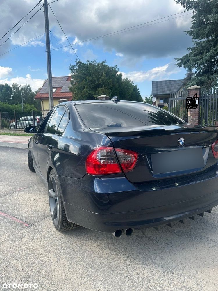 BMW Seria 3 330i - 4