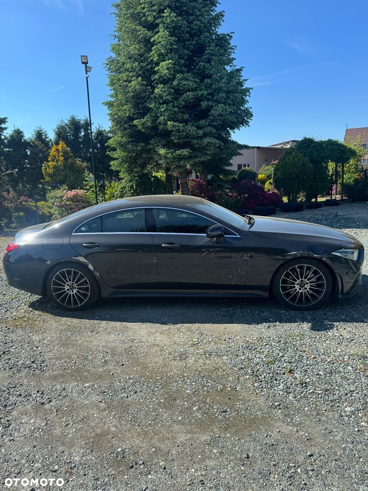Mercedes-Benz CLS - 6