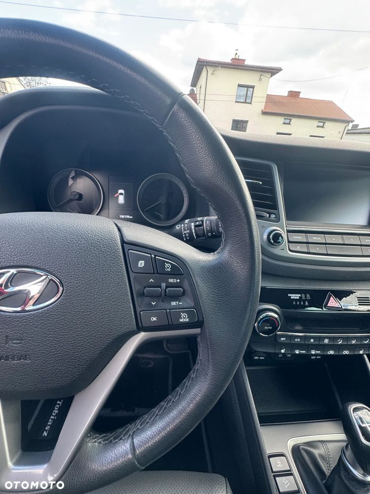 Hyundai Tucson 1.6 GDi 2WD Premium - 35