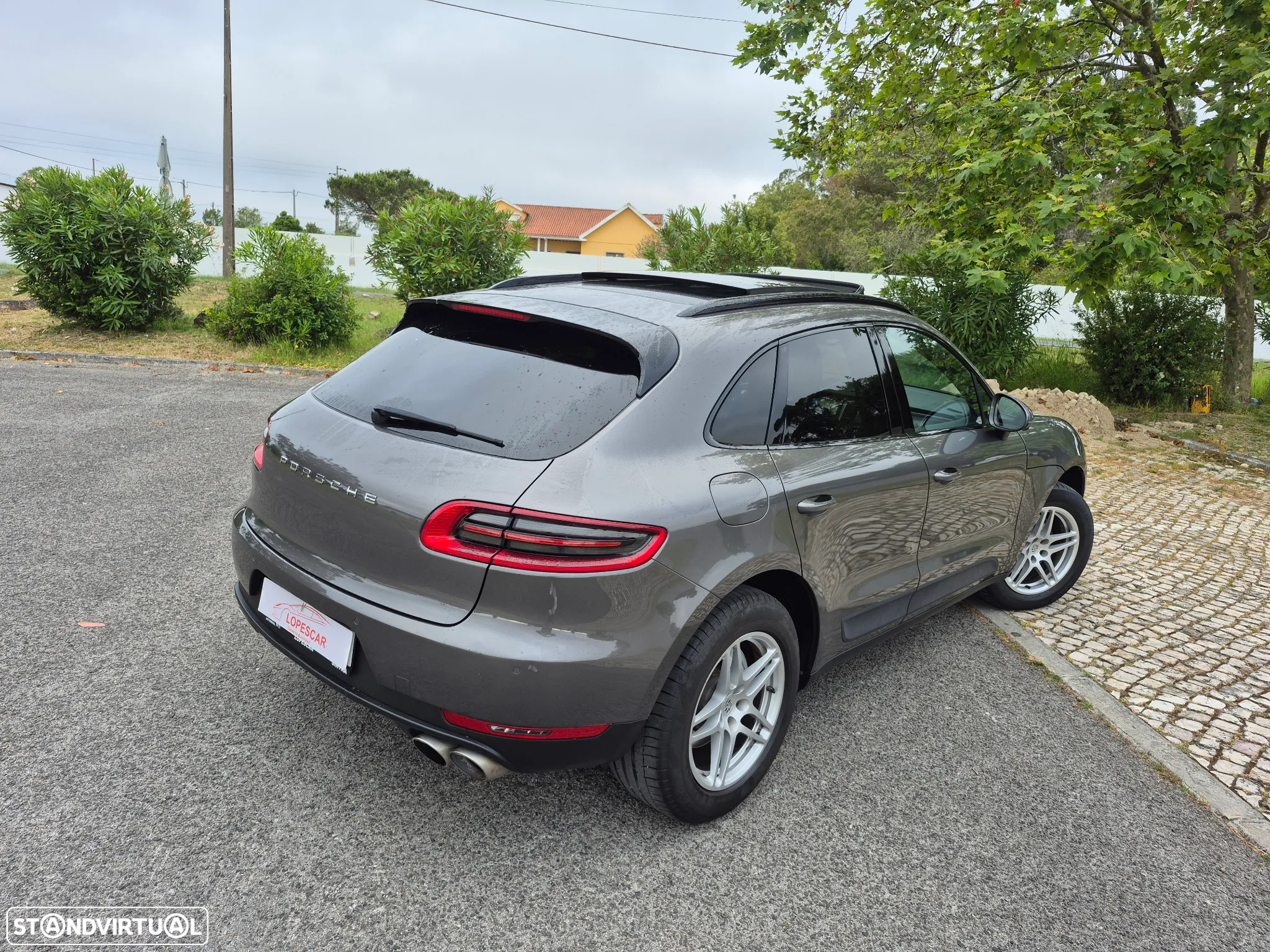 Porsche Macan S - 10