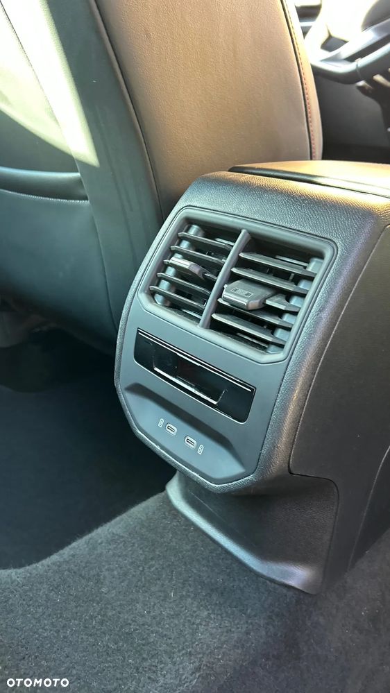 Seat Leon 2.0 TDI DSG FR - 13