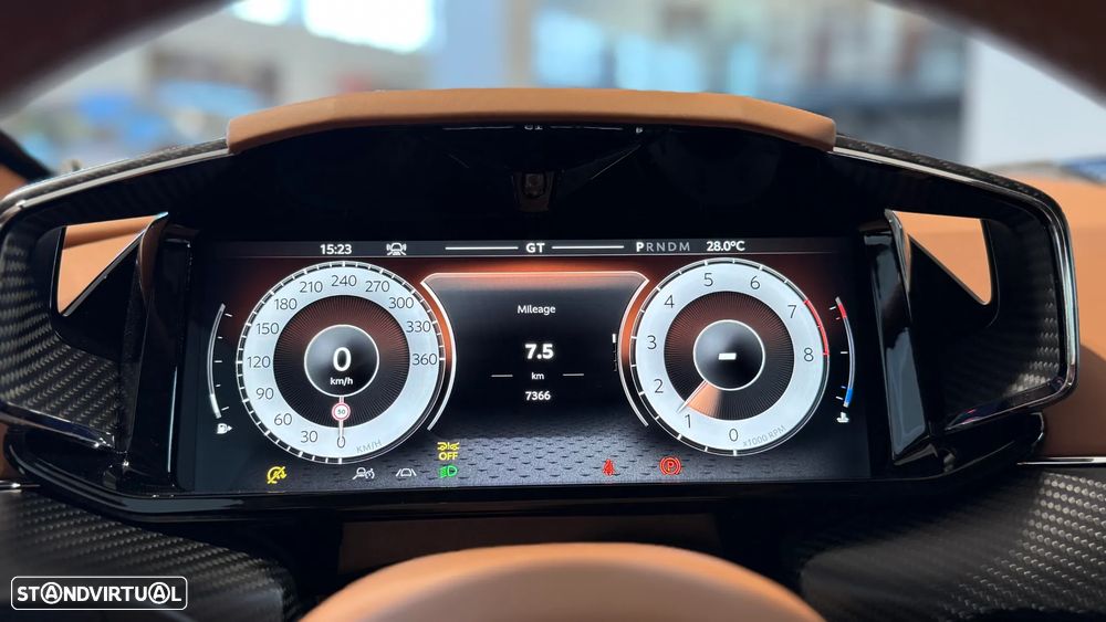 Aston Martin Vanquish V12 - 25