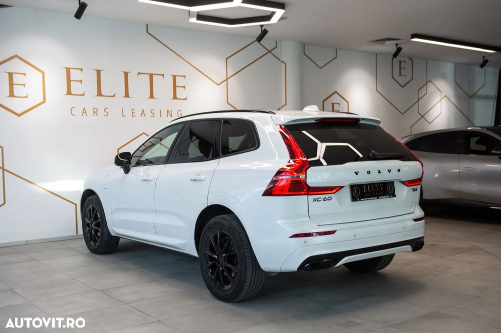 Volvo XC 60 Recharge T8 Twin Engine eAWD R-Design - 10