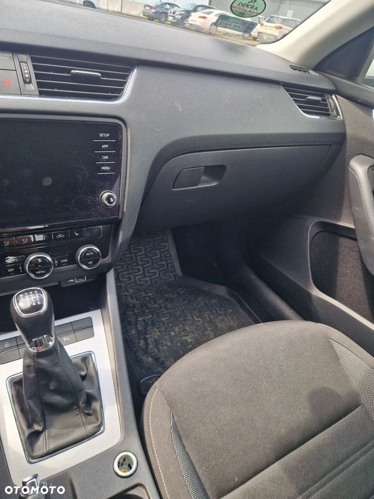 Skoda Octavia 1.5 TSI ACT Ambition - 17
