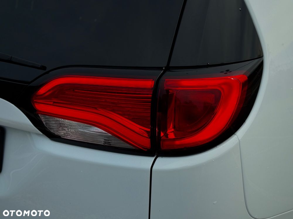 Chrysler Pacifica - 26