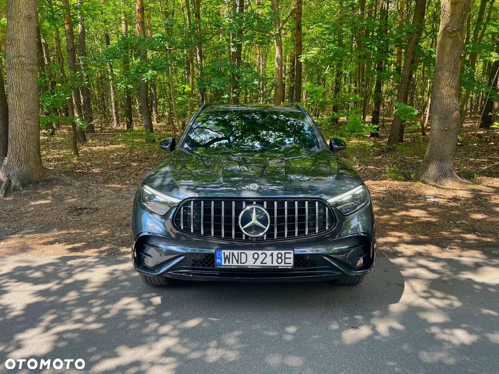 Mercedes-Benz GLC 300 e 4-Matic AMG Line - 1